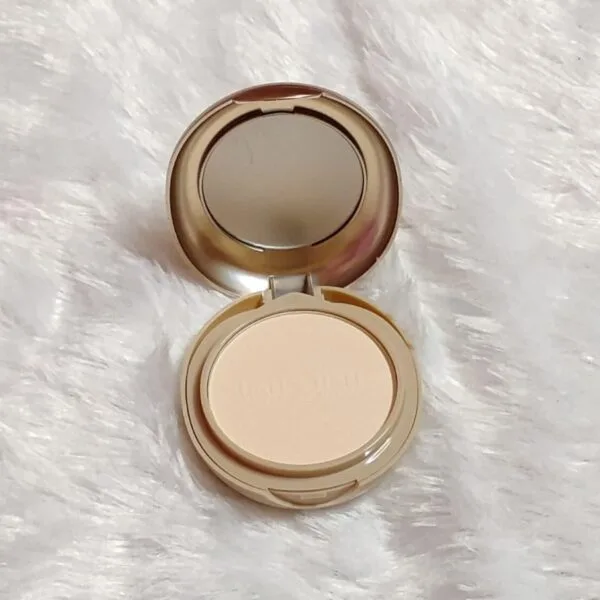 Half n Half Face Pro Compact Powder 2-in-1